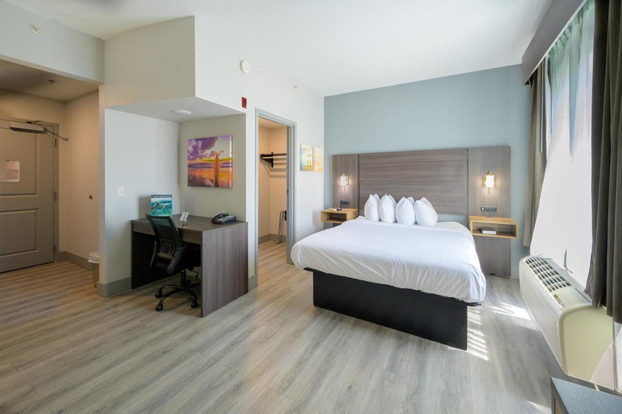 Hawthorn Extended Stay By Wyndham Panama City Beach Upper Grand Lagoon Exterior photo