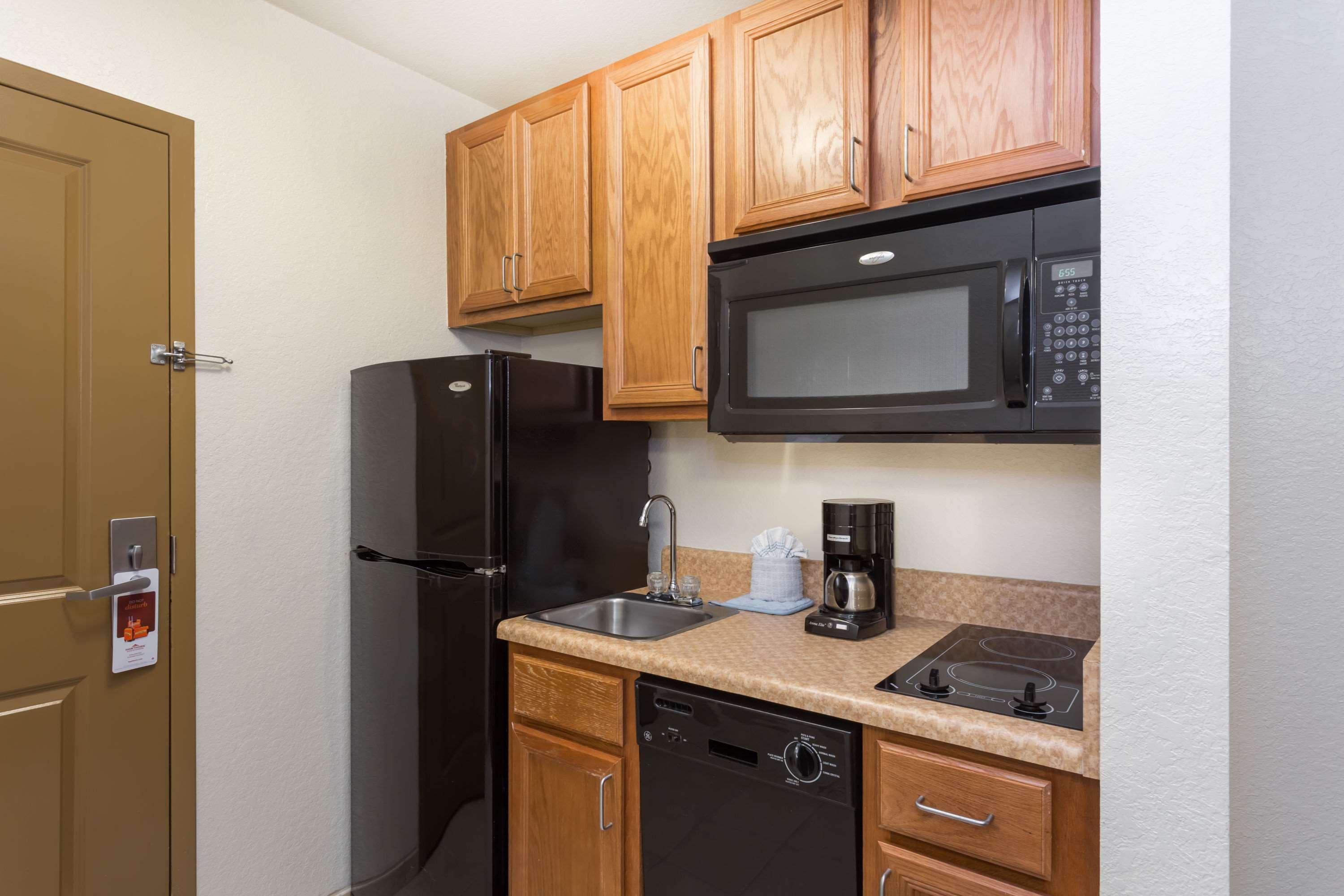 Hawthorn Extended Stay By Wyndham Panama City Beach Upper Grand Lagoon Exterior photo