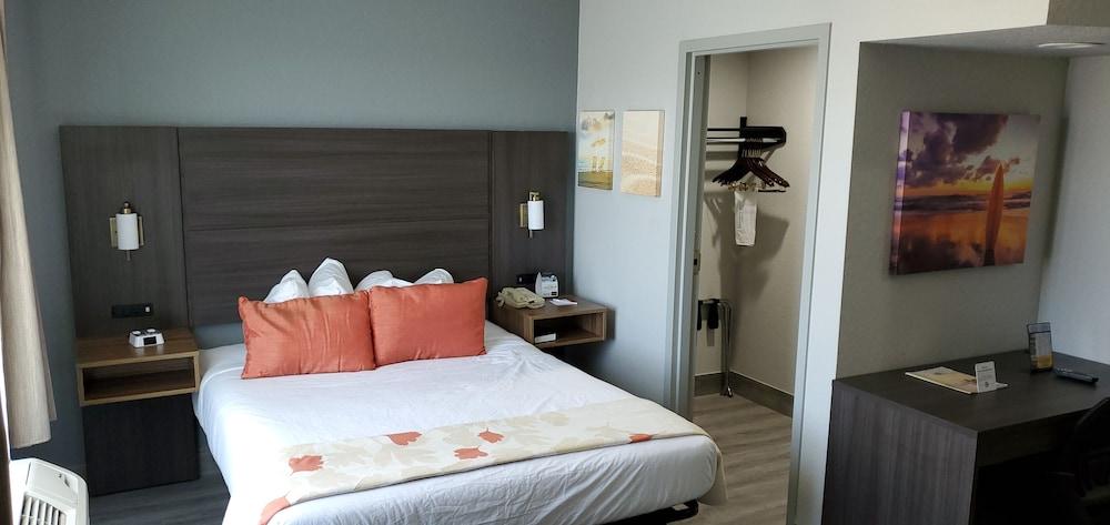 Hawthorn Extended Stay By Wyndham Panama City Beach Upper Grand Lagoon Exterior photo