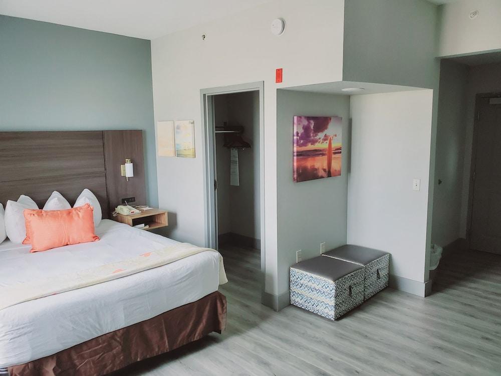 Hawthorn Extended Stay By Wyndham Panama City Beach Upper Grand Lagoon Exterior photo